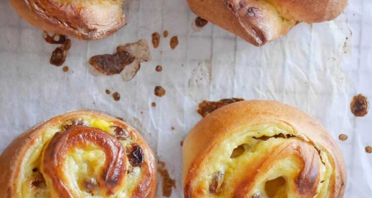 pains aux raisins
