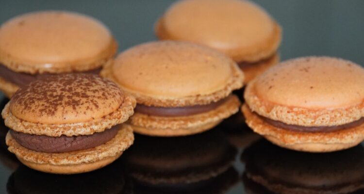 pierre hermé macaron